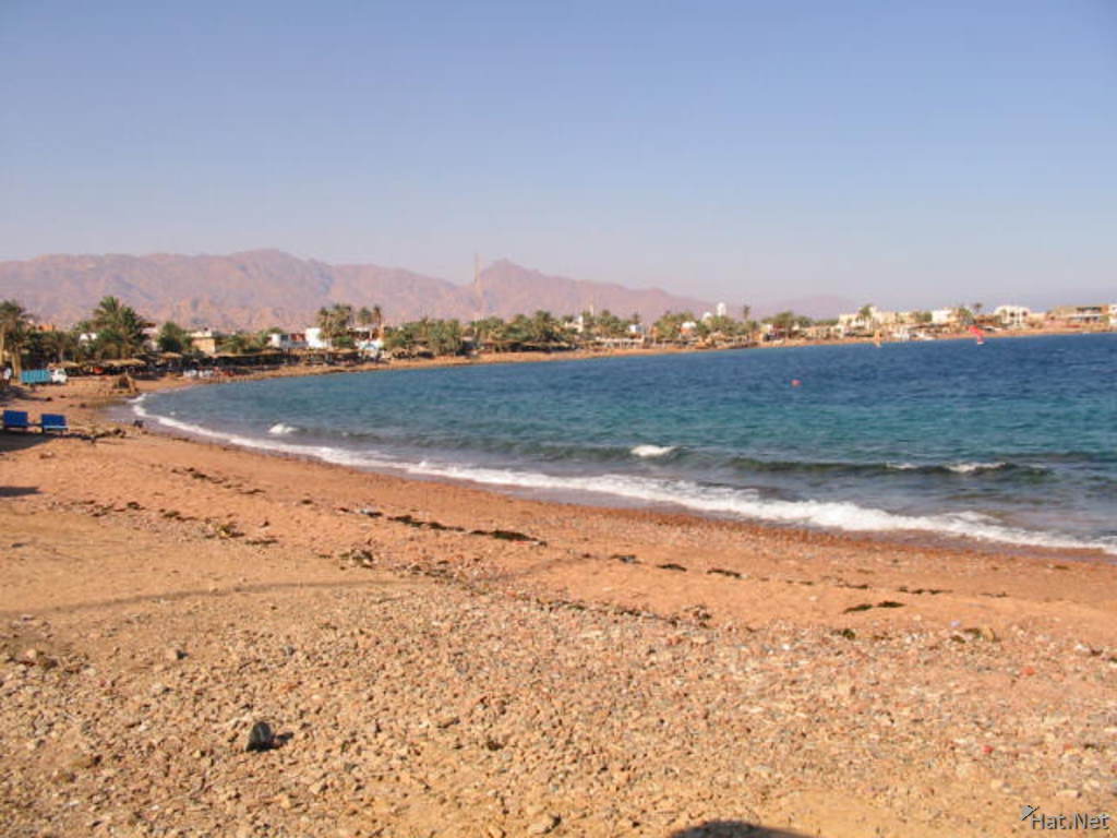 030_dahab_beach.jpg