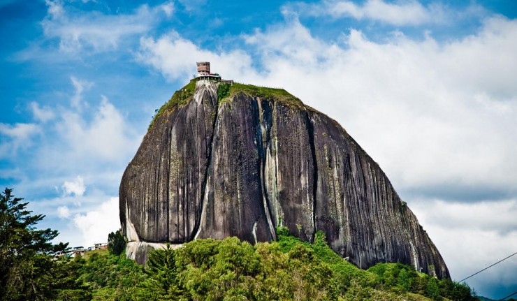 El-Penon-de-Guatape4-740x431.jpg