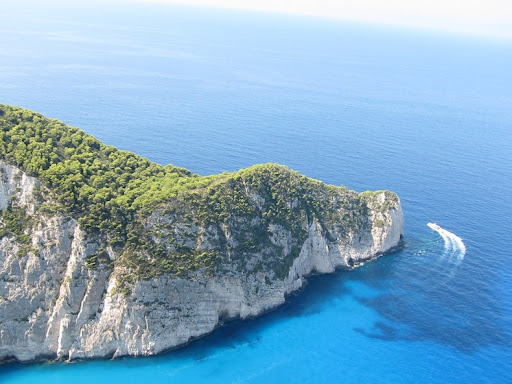 navagio-105b25d2.jpg