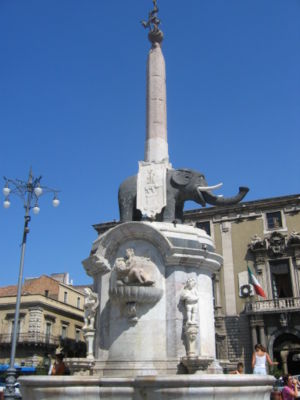 300px-Catane_Fontana_Dell_elefante.jpg