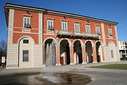 250px-Library_of_scandicci.JPG