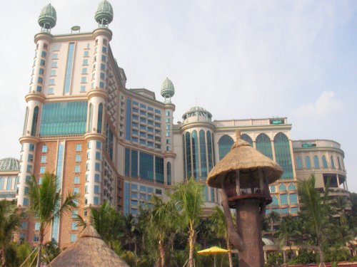 arab_travelers_malaysia_1382802989_643.jpg