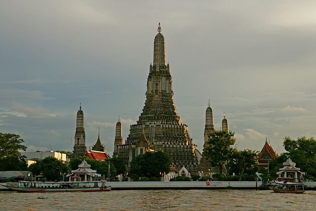 Wat-Arun.jpg