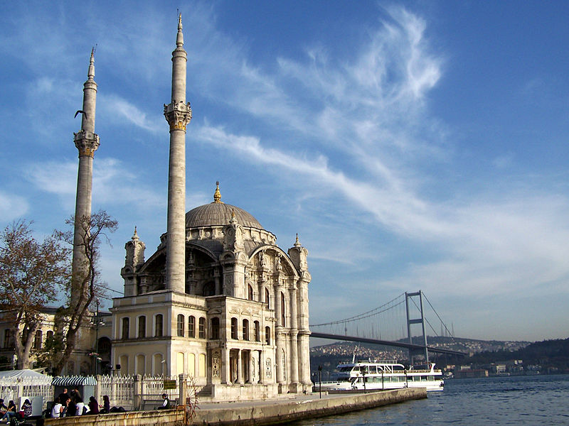 800px-%C4%B0stanbul_4228.jpg