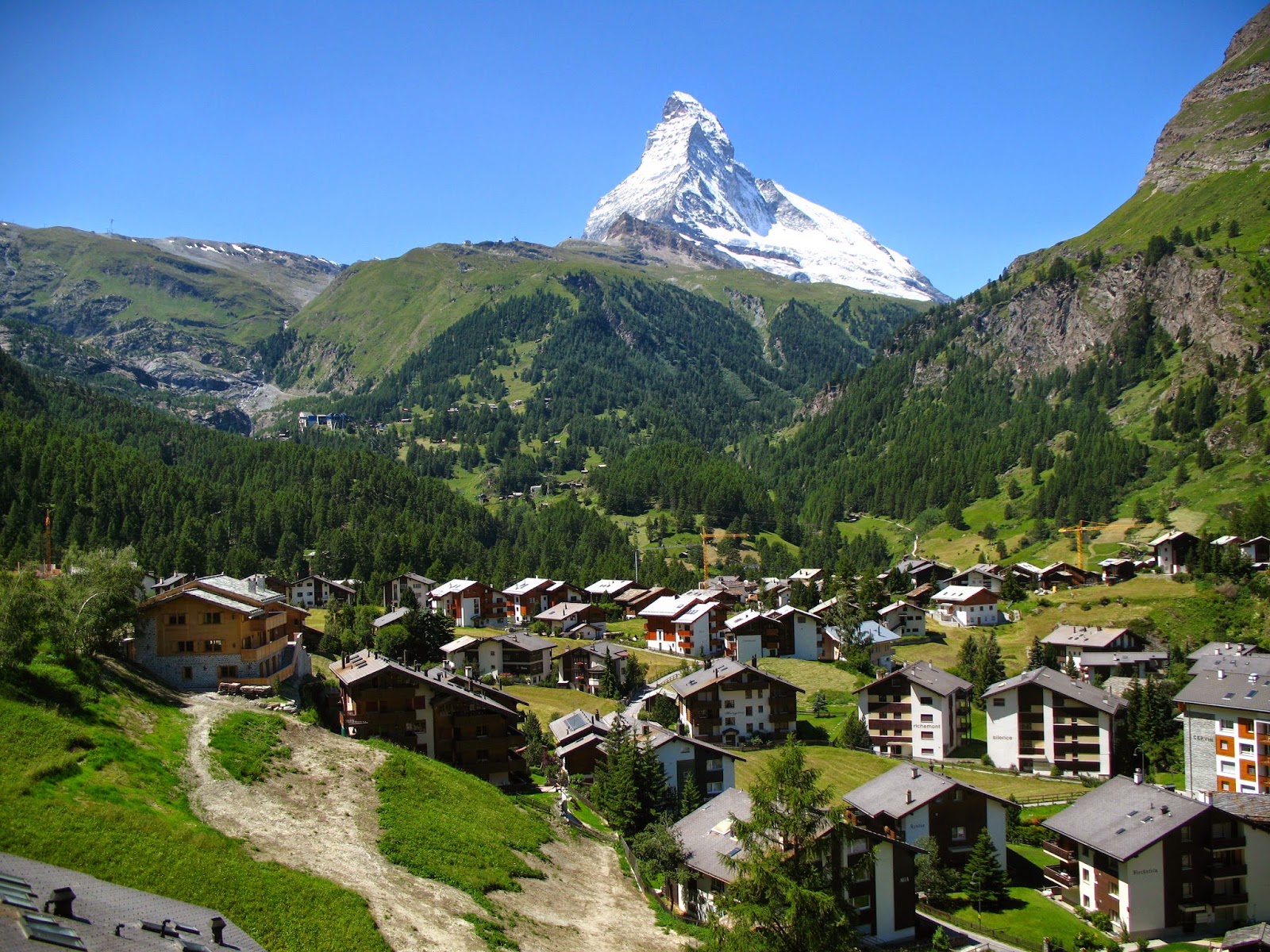 3804_-_Winkelmatten_-_Matterhorn_viewed_from_Gornergratbahn.JPG