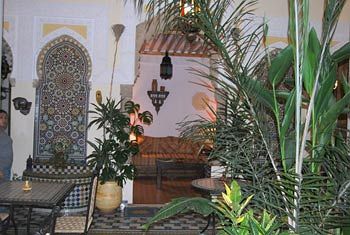 arab_travelers_malaysia_1385968937_623.jpg