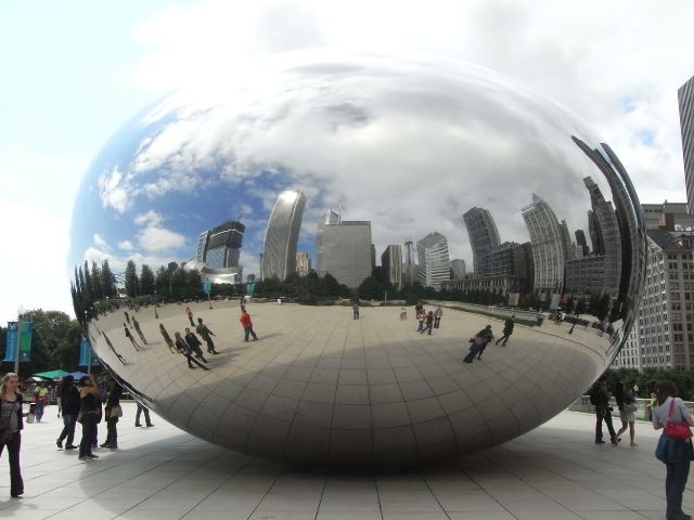 182984-cloud-gate-aka-the-bean-in-millennium-park-chicago-united-states.jpg