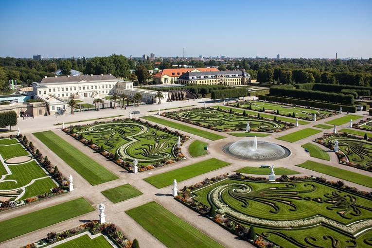 Royal-Gardens-Herrenhausen_image_full.jpg