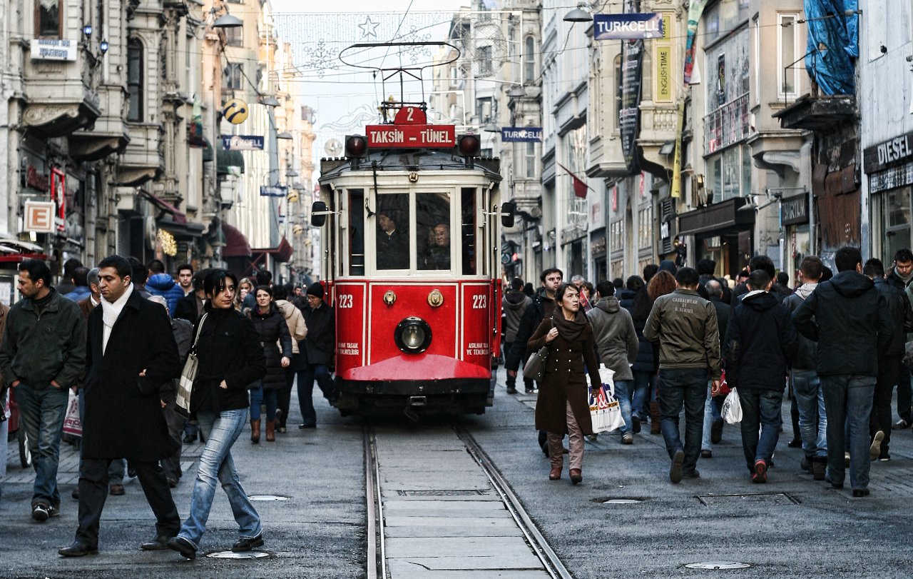 istiklal_ceddesi.jpg