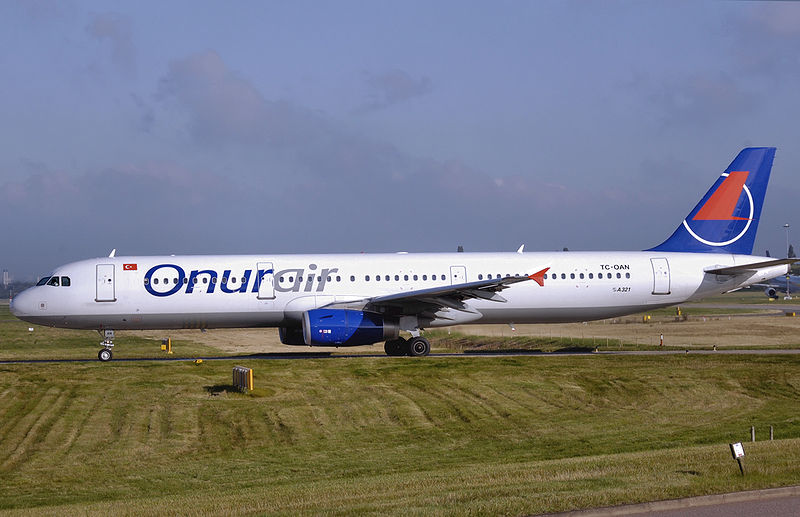 800px-Onurair_a321-200_tc-oan_arp.jpg