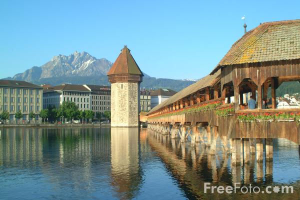 1303_01_2---Chapel-Bridge--Lucerne--Switzerland-The-Kapellbruecke--Luzern--Die-Schweiz_web.jpg