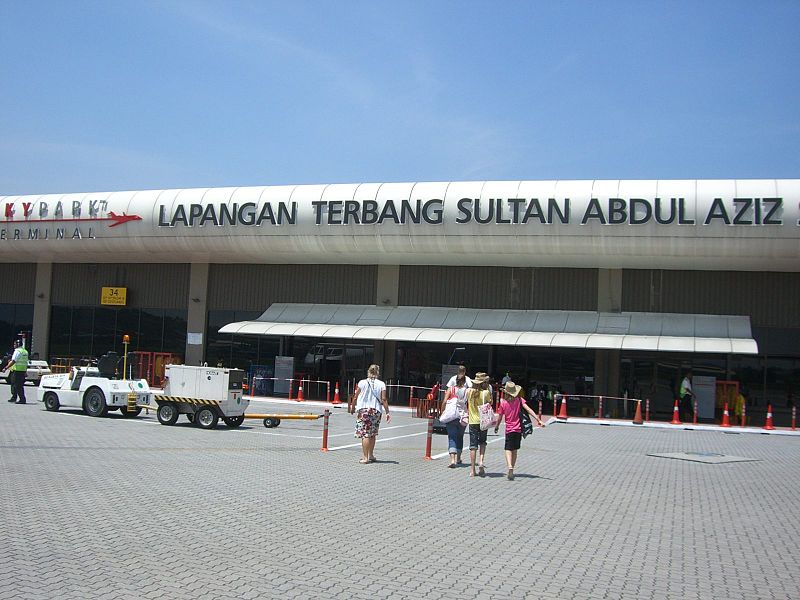 800px-Subang_airport.jpg