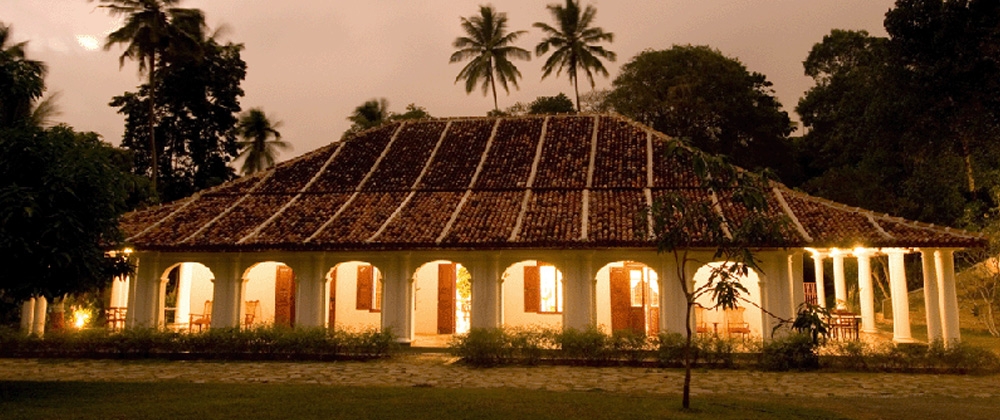 103-The_Kandy_House_At_Night-184283-Main_banner-The-Kandy-House.jpg