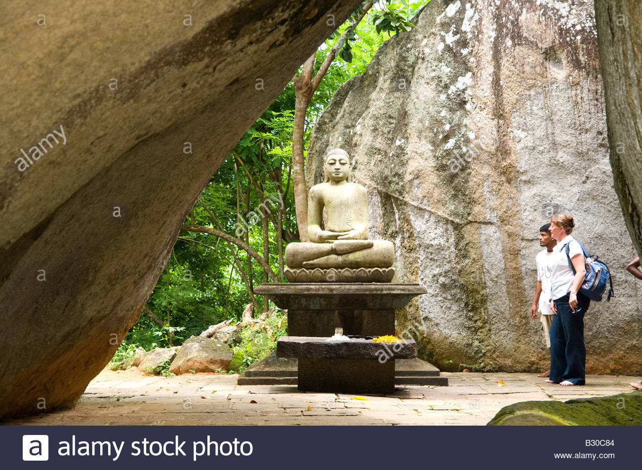 yatagala-raja-maha-viharaya-unawatuna-galle-sri-lanka-B30C84.jpg