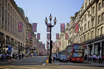 350px-Regent_Street_London.jpg