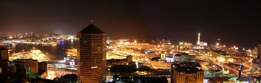 1000px-Genova_-_Panorama_del_Porto_di_Notte.jpg