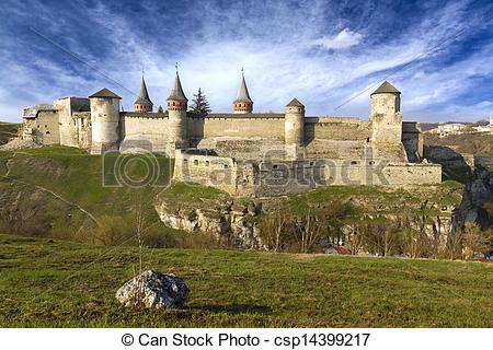 medieval-castle-picture_csp14399217.jpg