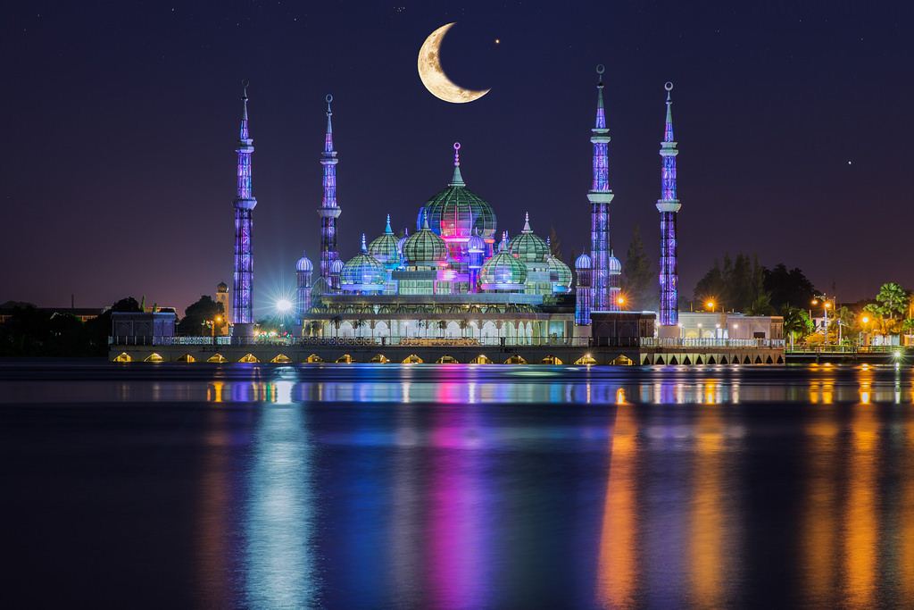 Crystal-Mosque-Kuala-Terengganu-City-3.jpg