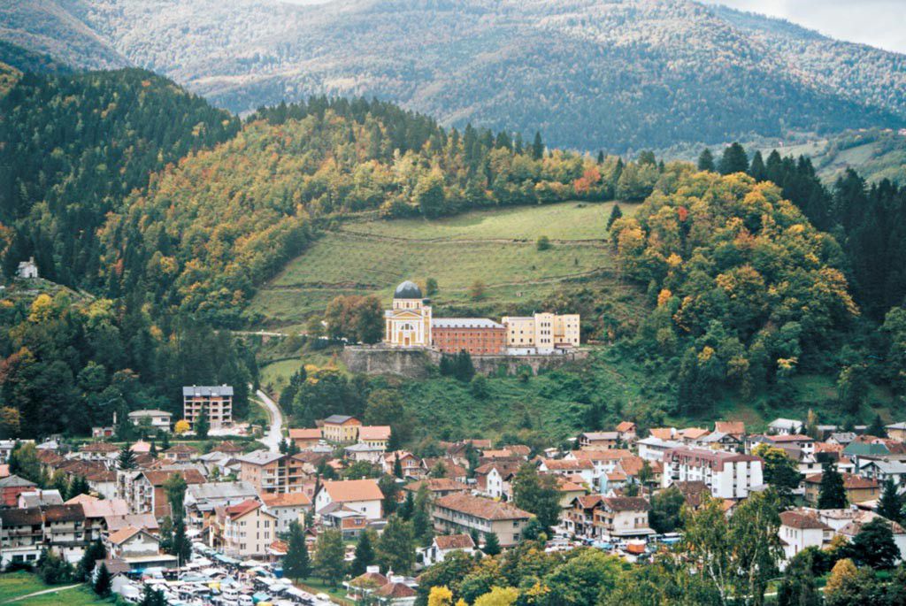 a-and-Herzegovina.-It-is-located-in-the-municipality-of-Fojnica-and-it-is-1670m-above-sea-level..jpg