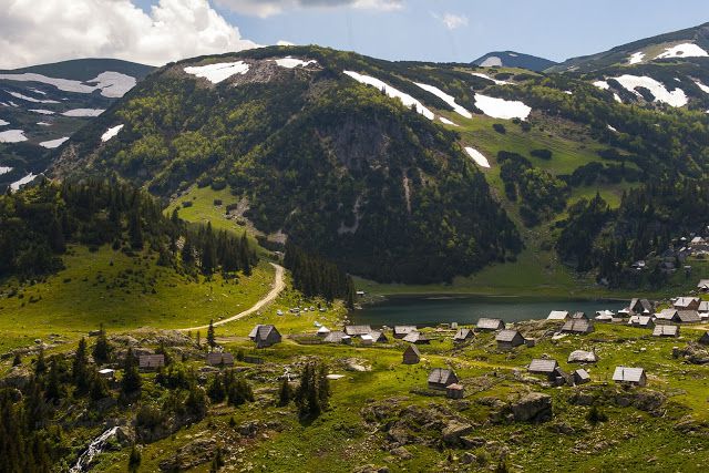 Proko%C5%A1ko-Lake-is-a-lake-of-Bosnia-and-Herzegovina..jpg