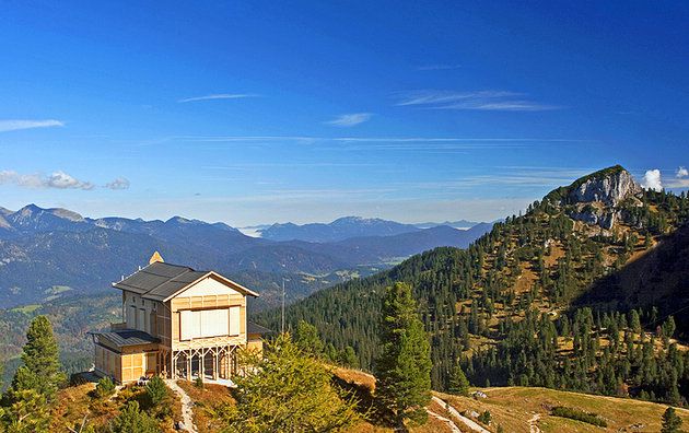 the-exquisite-hunting-lodge-of-King-Ludwig-II.-Built-between-1869-and-1872-on-the-Schachen-Alp.jpg