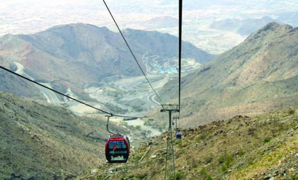 The-Hada-cablecar-is-popular-with-the-visitors-in-Taif.jpg