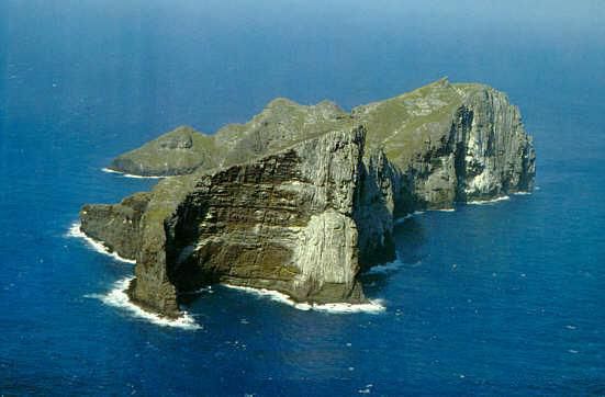 r-Northwestern-Hawaiian-Islands-NWHI-with-its-900-foot-cliffs-basalt-rock-surface-and-tiny-beach.jpg