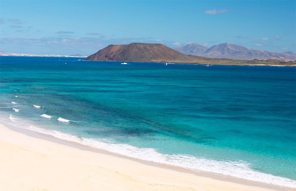 Lobos-Island-in-Fuerteventura-Spain.jpg