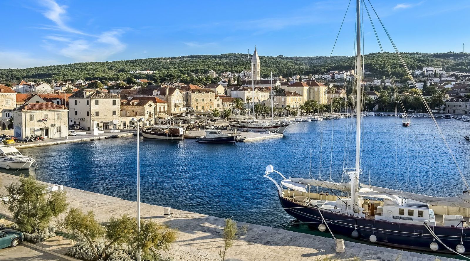 nd-in-the-Adriatic-Sea-within-Croatia-with-an-area-of-396-square-kilometres-153-sq-mi_compressed.jpg