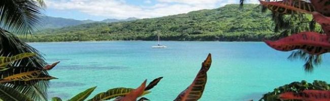 visit-shark-bay-on-Tanna-Island-with-Tanna-Adventures-620x198.jpg