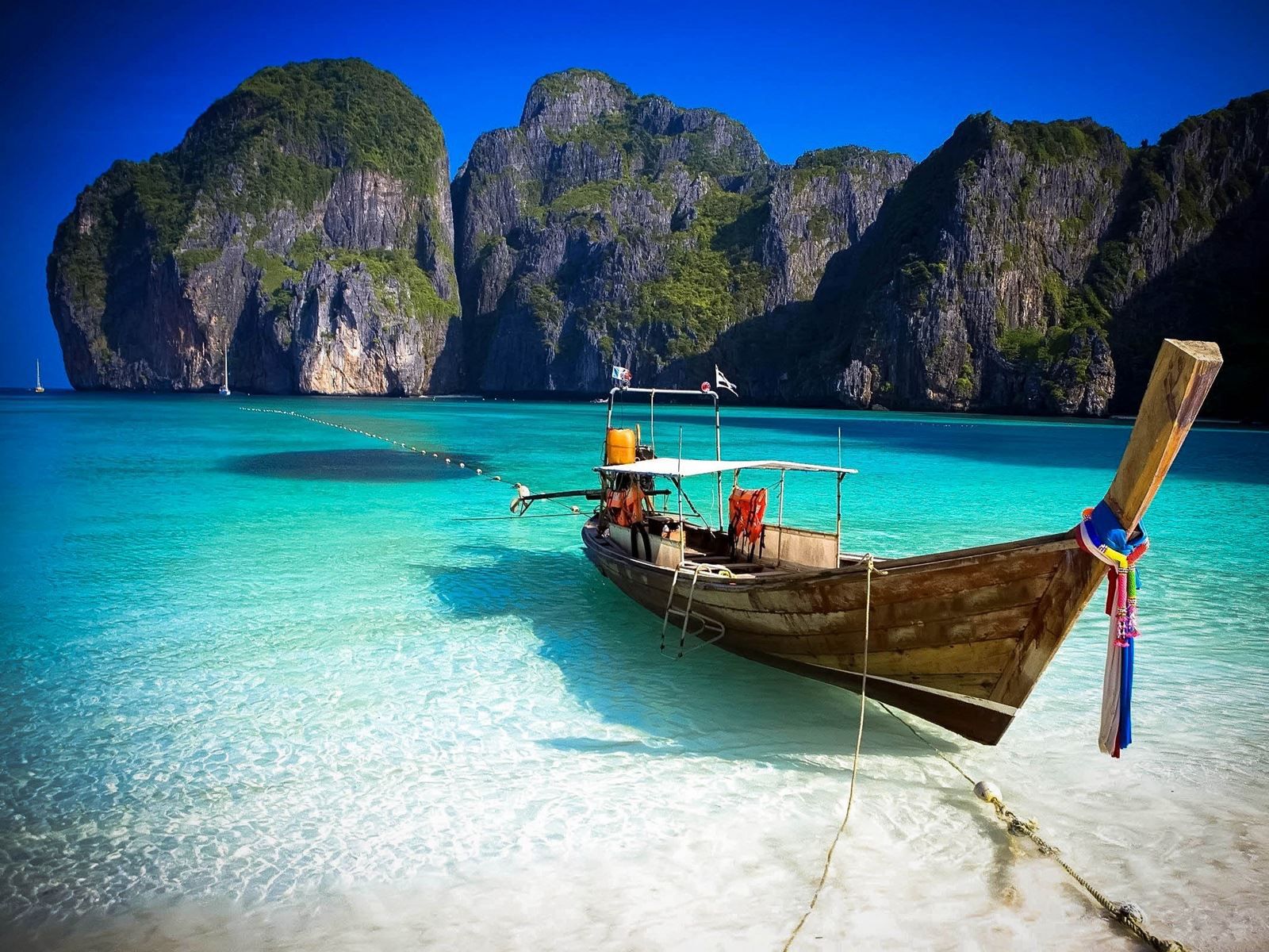 Ko-Lanta-Phi-phi-Island-Krabi-Provinc.jpg