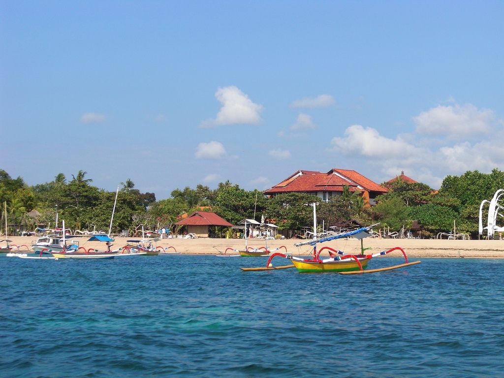 enoa-like-many-other-beachside-destinations-in-Bali-used-to-be-a-fishing-village-and-an-old-dock.jpg