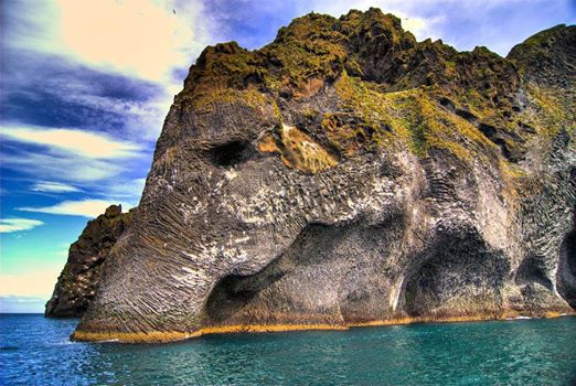 The-Elephant-Rock-is-a-natural-rock-formation-found-on-the-island-of-Heimaey.jpg