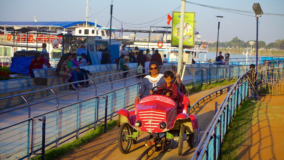 Lumbini-Park-Hyderabad.jpg