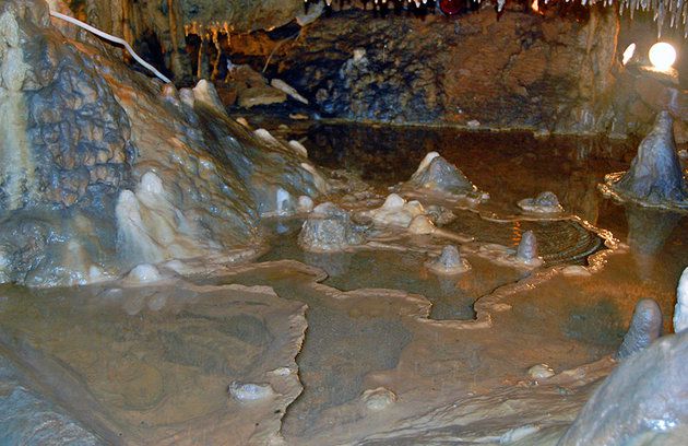 mation-of-Seneca-Caverns-began-460-million-years-ago-when-the-caverns-limestone-bed-first-formed.jpg