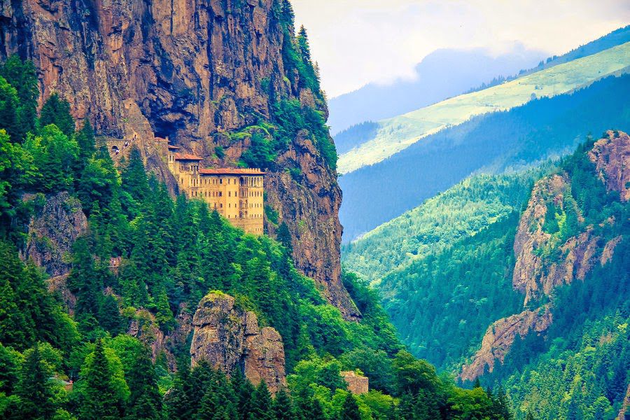 Sumela-Monastery-Trabzon.jpg