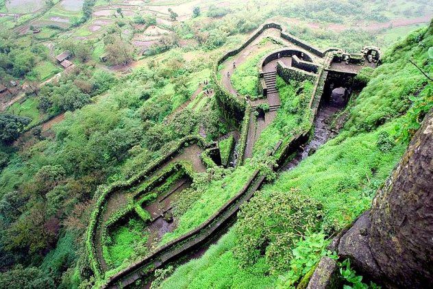 Raja-Surajmal-created-a-number-of-palaces-and-forts-in-Bharatpur.jpg