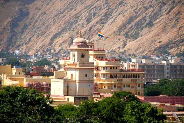 The-City-Palace-is-one-of-the-best-tourist-places-to-visit-in-Rajasthan.jpg