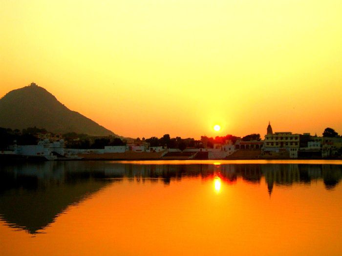 The-Pushkar-Lake-is-situated-in-the-town-of-Pushkar-in-Ajmer.jpg