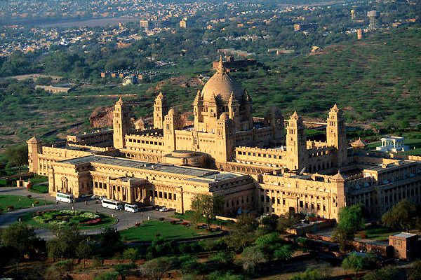 The-Umaid-Bhawan-Palace-originally-called-the-Chittar-Palace.jpg