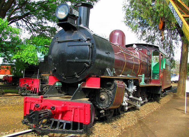 i-celebrates-the-rich-history-of-the-railroad-in-Kenya-and-its-impact-on-the-nations-development.jpg