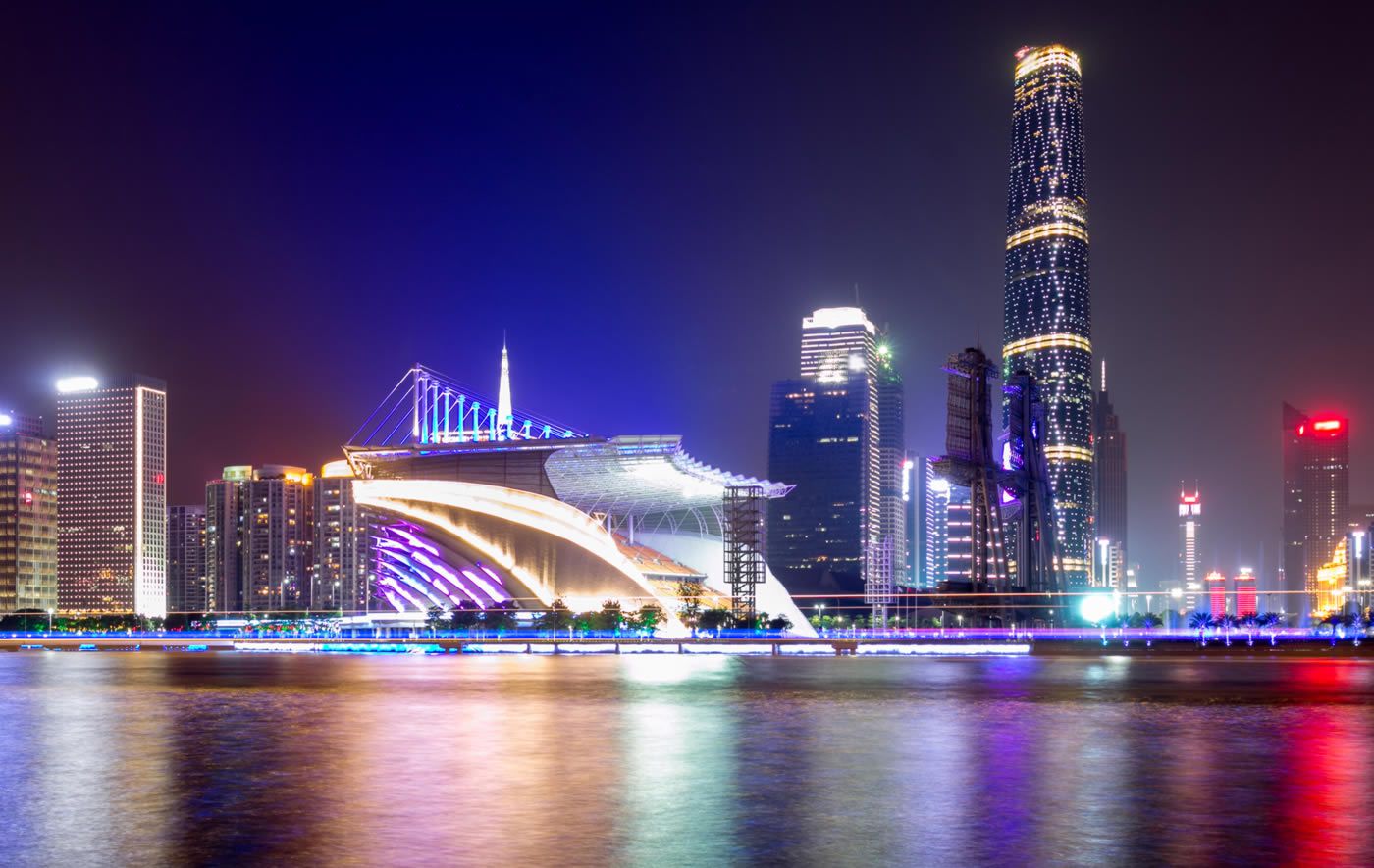 The-financial-district-of-Guangzhou-the-capital-of-Guangdong-province-at-night..jpg