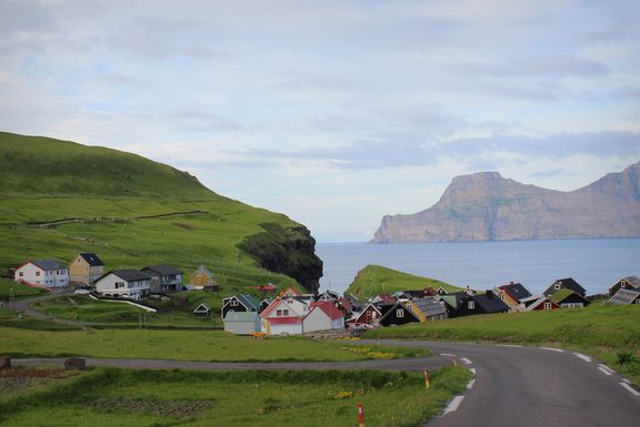 on-of-the-Faroe-Islands-is-largely-descended-from-Viking-settlers-who-arrived-in-the-9th-century.jpg