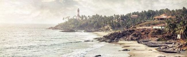 Lighthouse-Beach-Kerala-500x198.jpg