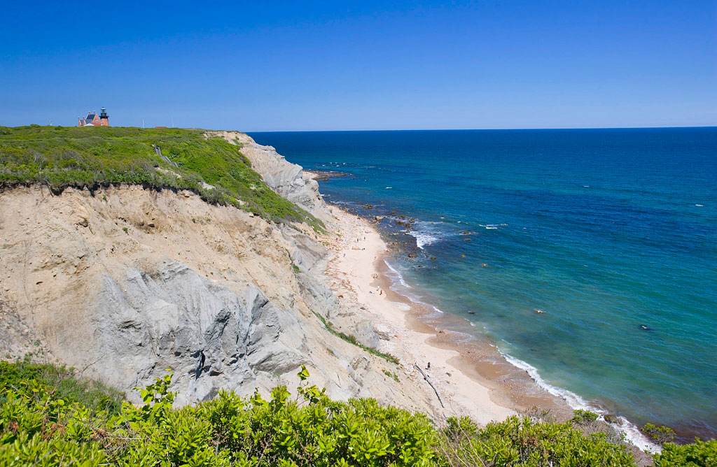 Mohegan-Bluffs-offer-stunning-views-of-the-Atlantic.jpg