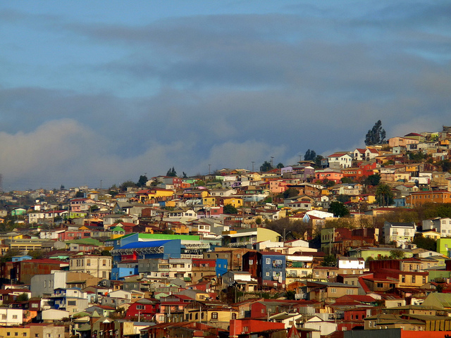 Valparaiso-has-a-reputation-for-an-underground-street-art-movement.jpg