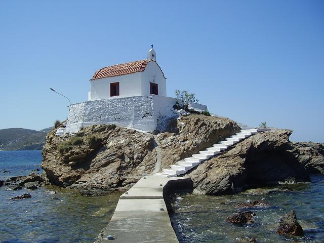 The-nicest-beaches-and-hotels-on-Leros.jpg