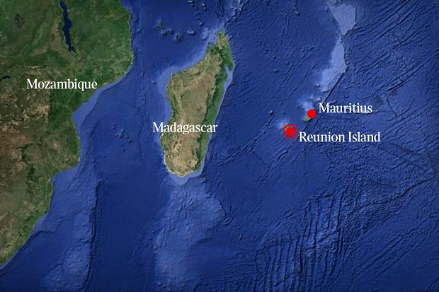 Reunion-Island-locator-map.jpg