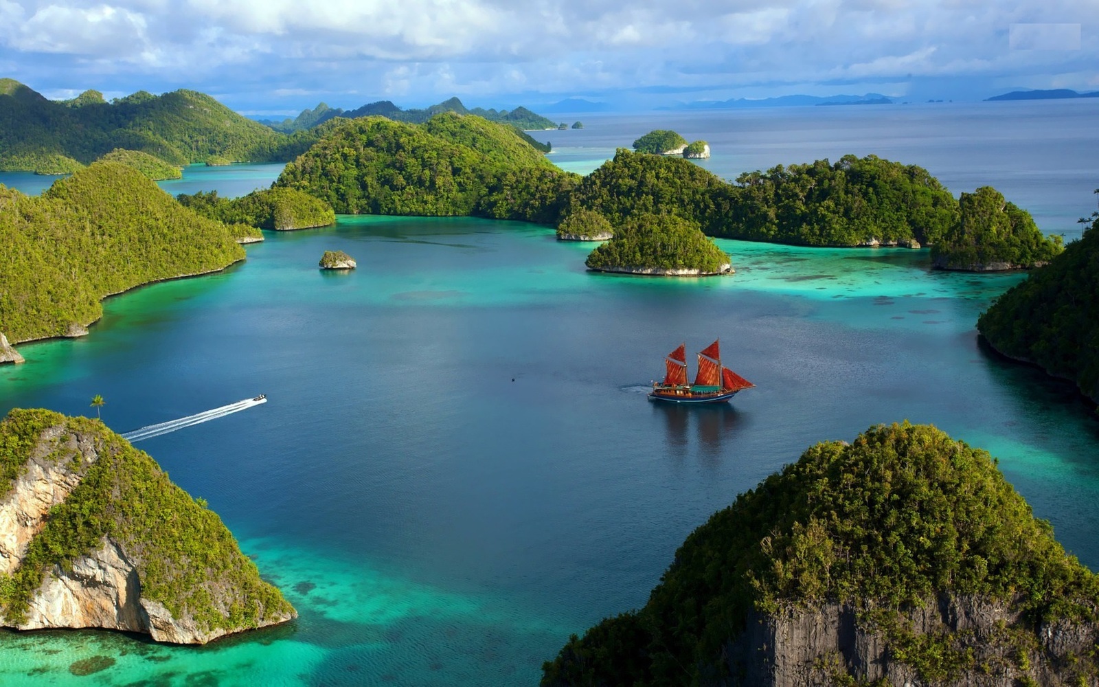 Raja-Ampat-Islands.jpg