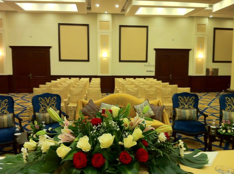 Holiday-Jazan-meeting-room-2.jpg